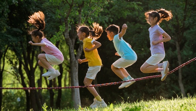 8省份;春秋假;家长休假措施