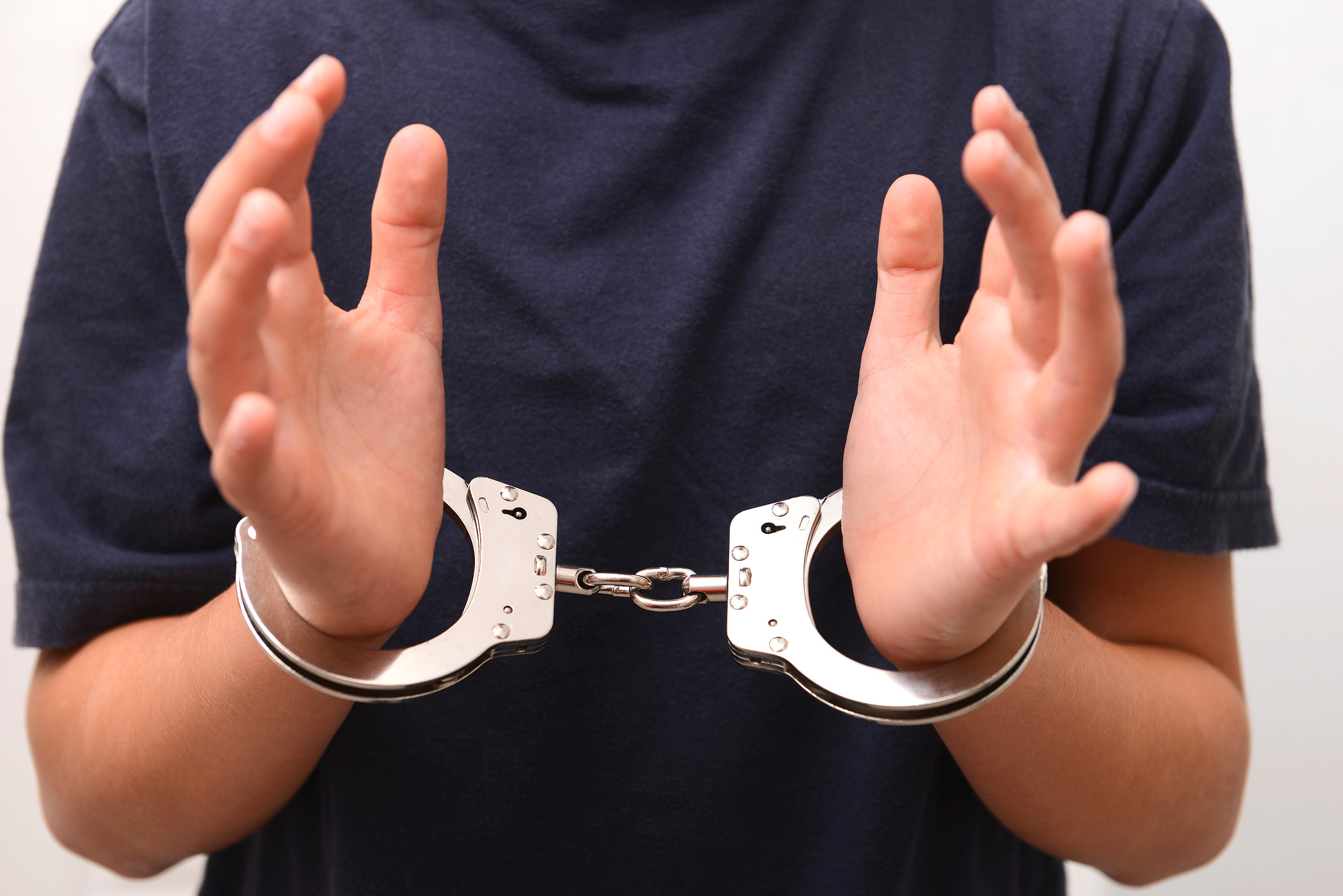 太子集团骨干李雄被押回中国，曾借柬埔寨权势家族拓展势力