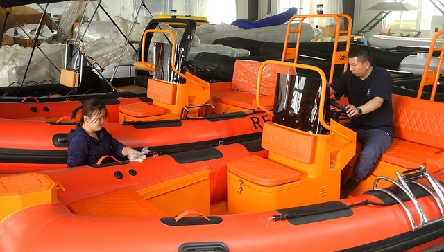 从“费”到“税”；地方附加税立法；央地财政关系重塑