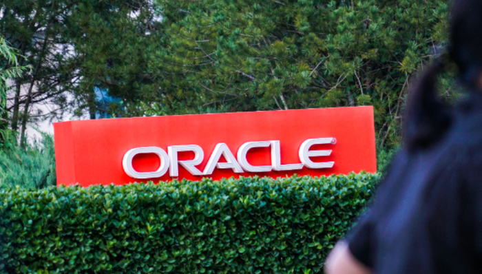 甲骨文;大规模裁员;万人;烧钱投资;减员增效
