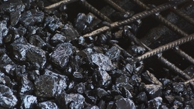 中煤关家崖煤矿发生冒顶事故，致4名被困人员遇难