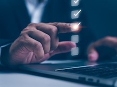 邮储等对公业务悄然实现量级跃升，上市银行的2025：零售“失宠”