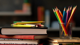 直通部委｜教育部严禁中小学违规提前招生 移动电源新国标要求标明建议使用年限