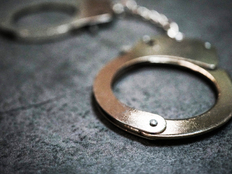 地方新闻精选 | 辽宁骗贷1.04亿犯罪嫌疑人被押解回国 西藏克隆牦牛实现自然顺产