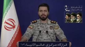 伊朗驳斥美方“防空系统已被摧毁”的说法，公布击中美军A-10攻击机瞬间画面