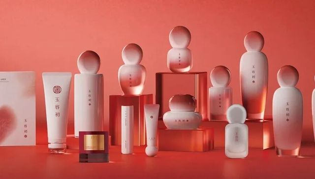 四年三亏、市值蒸发80%，丽人丽妆“光环不再”？