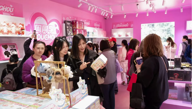 清明假期5城近60场快闪，“二次元”的钱不好赚了