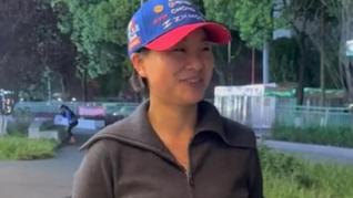 張雪妻子談張雪母親：成長過程中不管開店還是造車，“都是媽媽援助之手，不需質(zhì)疑”