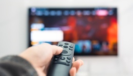 直通部委｜电视频道全面清除虚假宣传医药广告 125名涉电诈人员被遣返