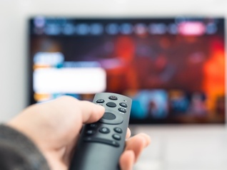 直通部委｜电视频道全面清除虚假宣传医药广告 125名涉电诈人员被遣返