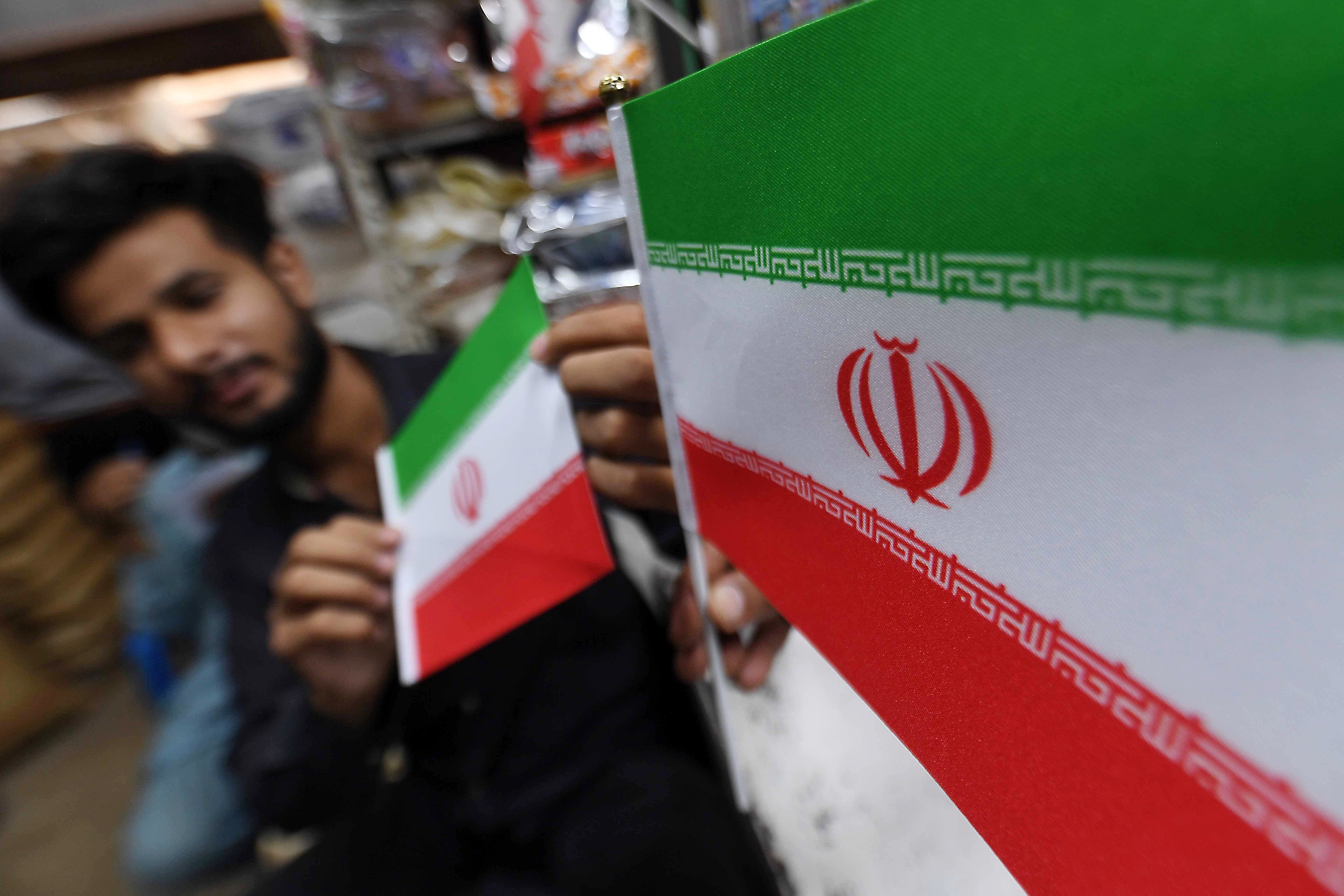 美伊新一轮谈判开启在即，双方互放狠话