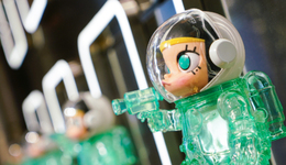 对于不被看好，泡泡玛特已经麻了