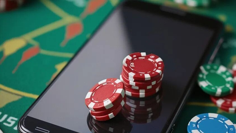 千元机市场大撤退，华为趁机“抄底”？