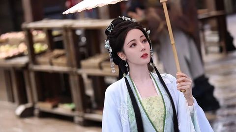 《逐玉》踩的坑，《白日提灯》填上了吗？