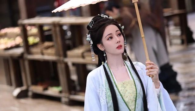 《逐玉》踩的坑，《白日提灯》填上了吗？