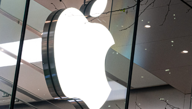 MacBook Neo;首批产品售罄;苹果紧急扩产;上调销量预期至1000万台