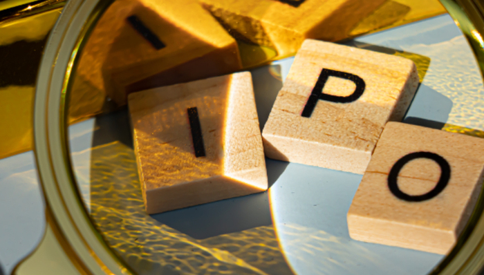 自然堂,资本市场,