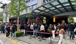 排队5小时、黄牛代排500元，演员文章在上海开了家陕西面馆