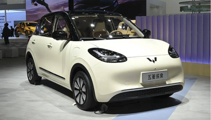 闪电快讯 | 五菱汽车缤果Pro预售：主被动安全能力提升