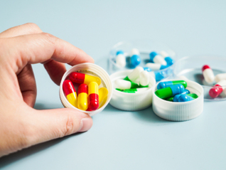 直通部委｜我国药品短缺现象得到极大缓解 一季度海关查获外来物种1163批次