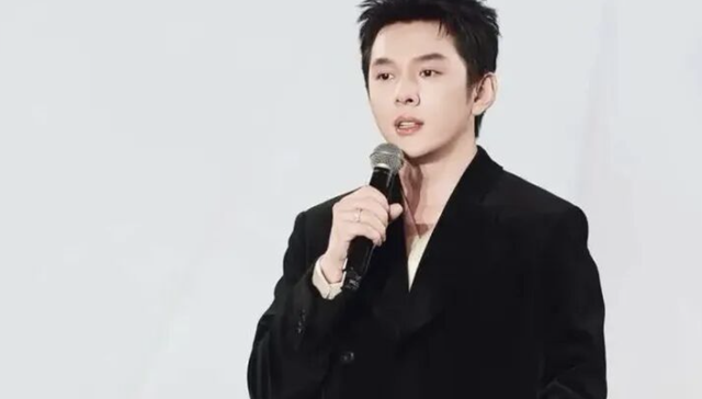 李佳琦后退，美ONE在赌一场没有“顶流”的未来