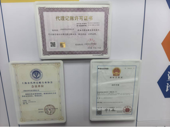 602c52d8c912c05bad31628090df09b734bec9ebd82c5428177bf2d6d5d4866d