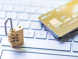 【界面快评】3年少了1.11亿张，信用卡在精不在多