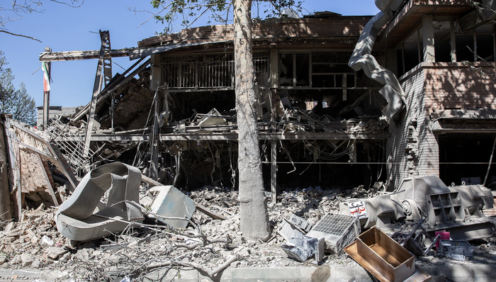 以色列,伊朗,以军;袭击伊朗;24小时夺取控制权;摧毁六成导弹发射装置