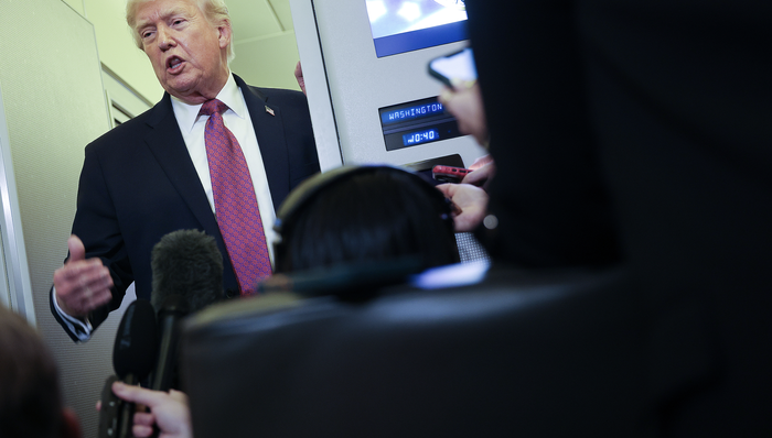 美国,伊朗,特朗普;伊朗;协议;22日;再次投掷炸弹