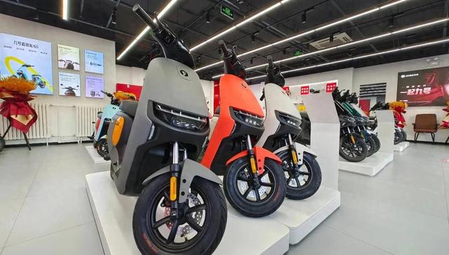 九号电动急刹车