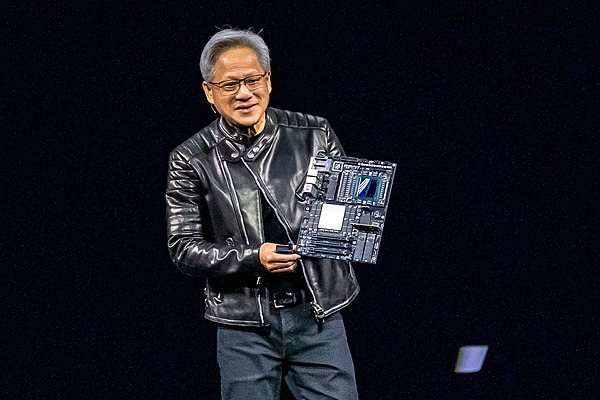 178美元;英伟达创始人;黄仁勋版毛衣;走红