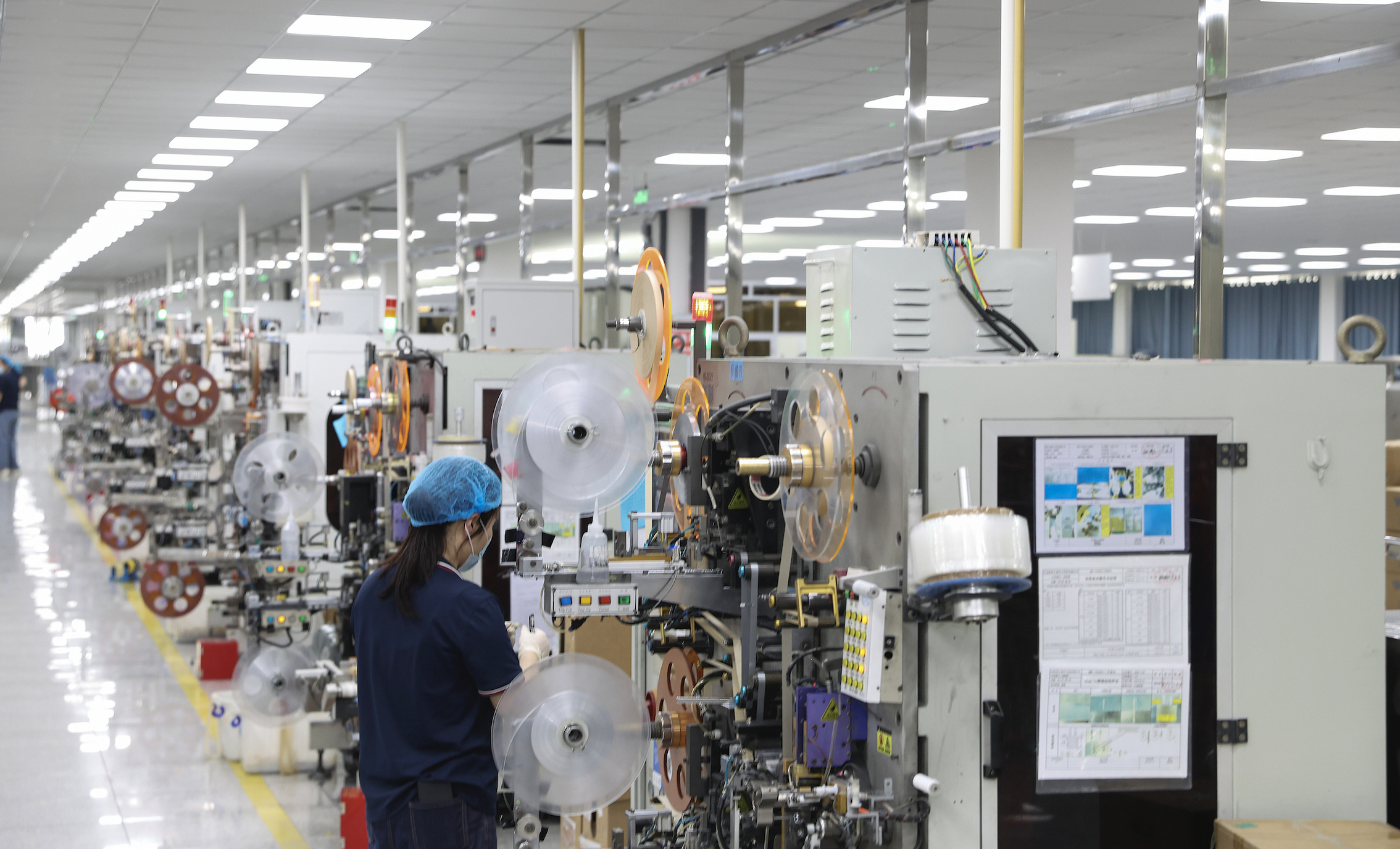 “两重”“两新”政策加快发力，一季度工业对经济增长贡献率近四成