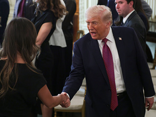 “TACO”时刻再现，伊朗斥特朗普延长停火为缓兵之计