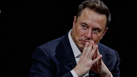 马斯克，4093亿锁死“四个00后”