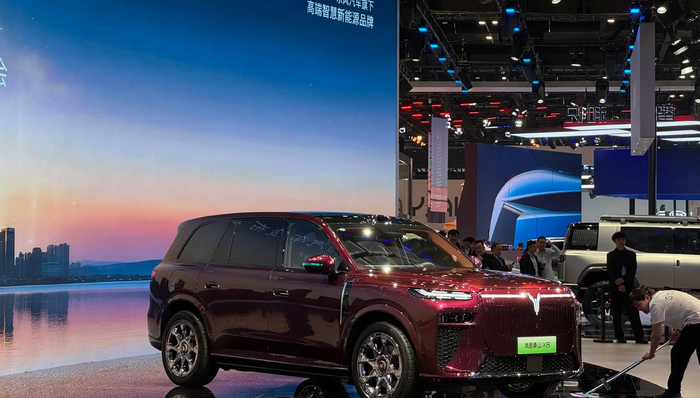 闪电快讯｜岚图汽车亮相2026北京车展，发布纯电战略规划及ESG品牌