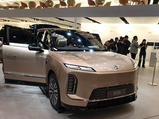 汽车公司的难题各不相同，但“把SUV变大”似乎可以解决一切 ｜2026北京车展