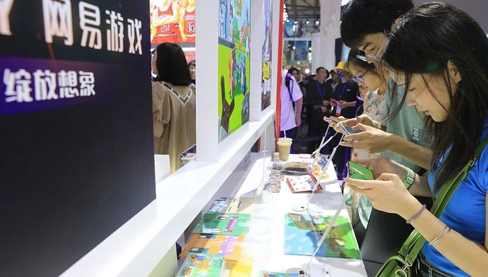 网易游戏、爱奇艺在拼命拥抱AI，但用户不乐意 | 电厂