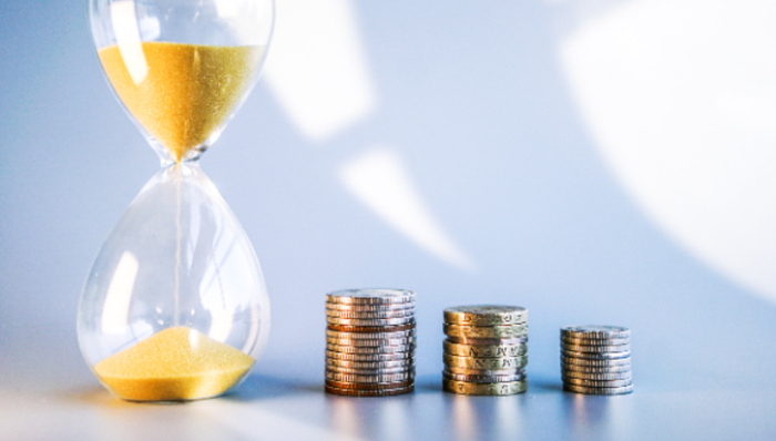 民营银行;中长期存款利率;黄金;震荡回调