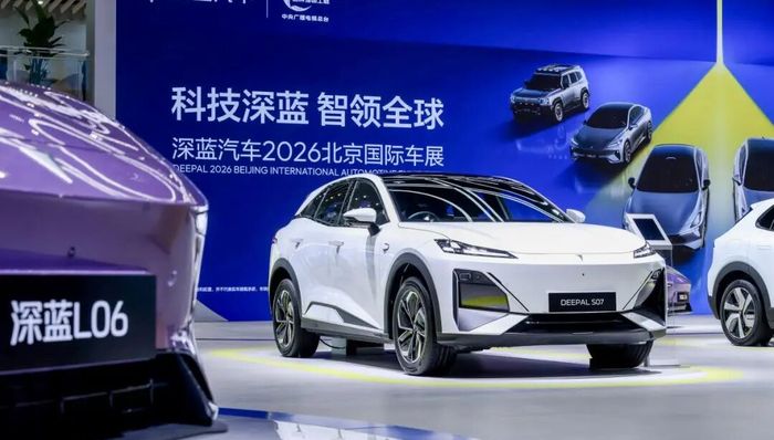 三月创造最佳纪录，四年破80万辆 深蓝汽车做“爆款”的三重密码 | 电厂