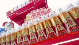 “两连冠”也难带动东鹏饮料：比张雪机车更难找的，是第二个大单品？
