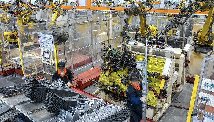 现代产业体系,制造业,制造业；合理比重；政治局会议；现代化产业体系建设