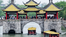 五年再增20万亿：服务业扩能提质如何干？