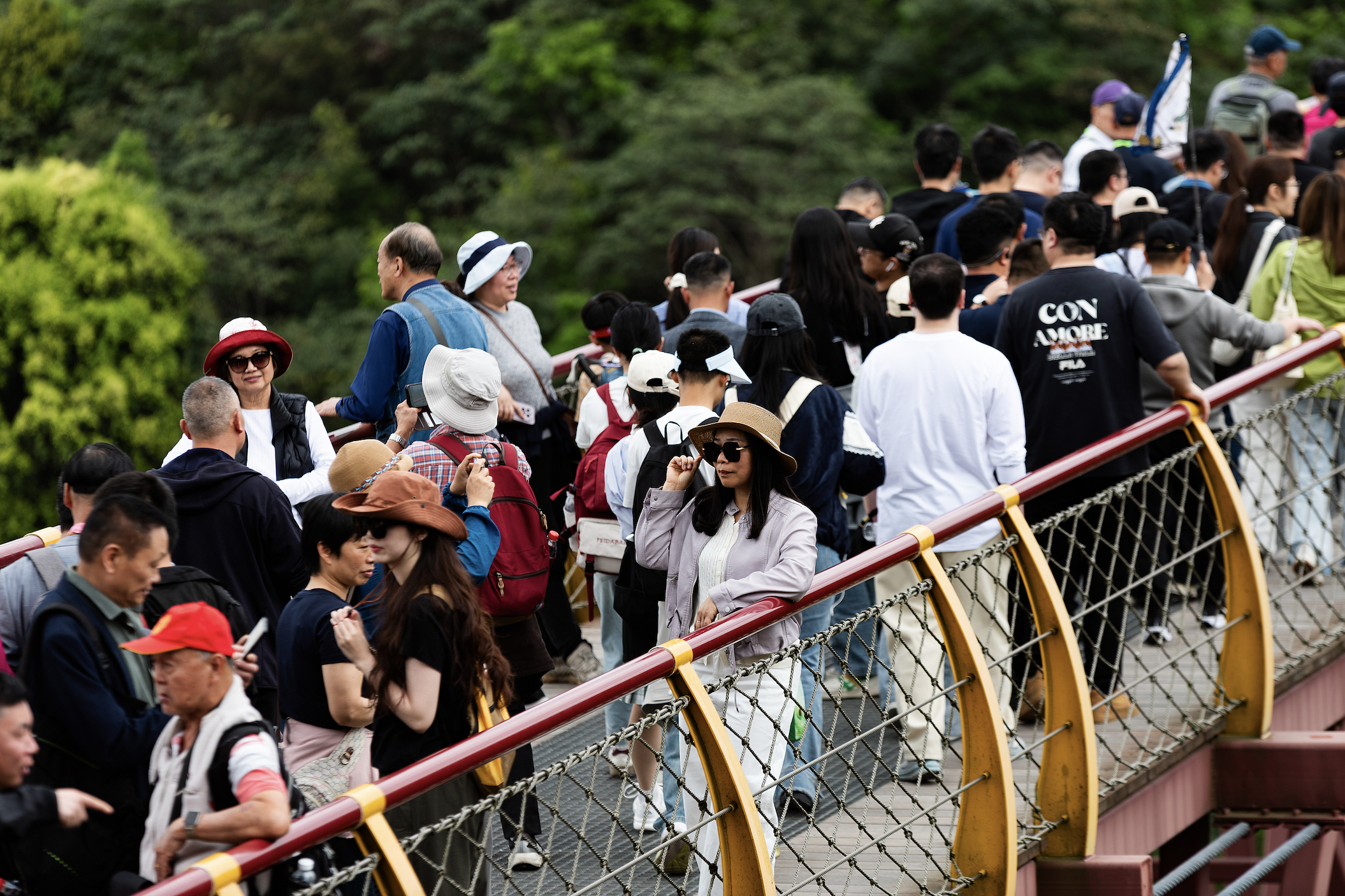 “护航”五一假期，多地出重拳打击强制消费等乱象