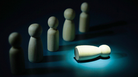 界面快评 | 司法判例为AI替代划红线，莫让劳动者独自承担“技术革命”风险