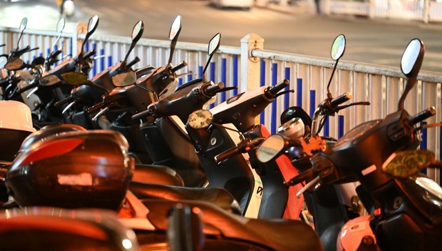 地方新闻精选 | 北京警示约谈8家电动自行车生产企业 官方通报“女子被冒名注册5家公司”