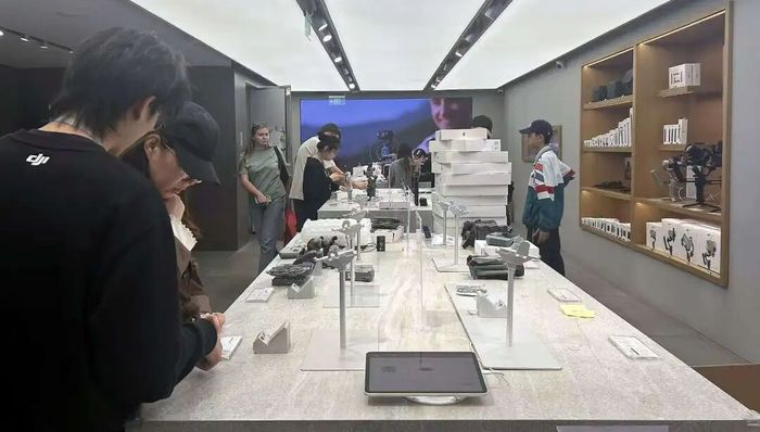 电厂 | 北京无人机“禁售”生效前：门店转型、用户囤货或转售