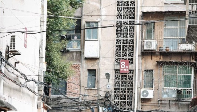 湖南衡阳;老旧小区;火灾;5死2伤;无物业;现场封锁