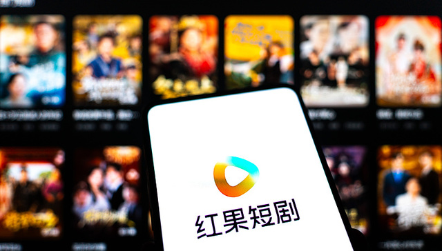 China's short-video apps;AI-generated dramas;real people