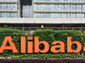 阿里绩后股价大涨，CEO吴泳铭称未来AI基建投入将远超3800亿