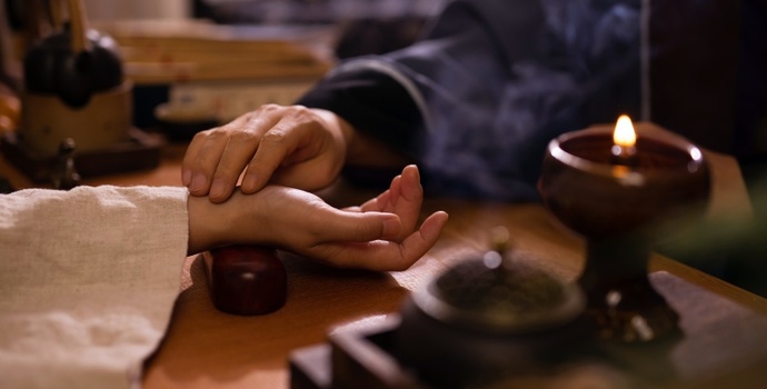 直通部委｜十部门严打中医违法违规行为 两部门部署应对今年首轮大范围降雨